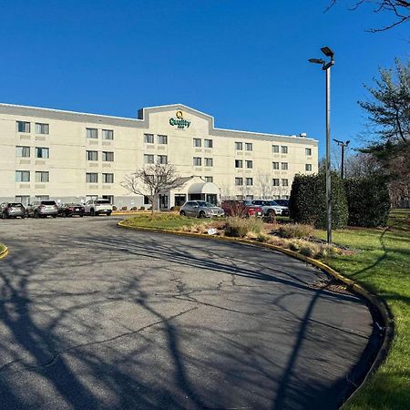 Quality Inn Spring Valley - Nanuet Zewnętrze zdjęcie
