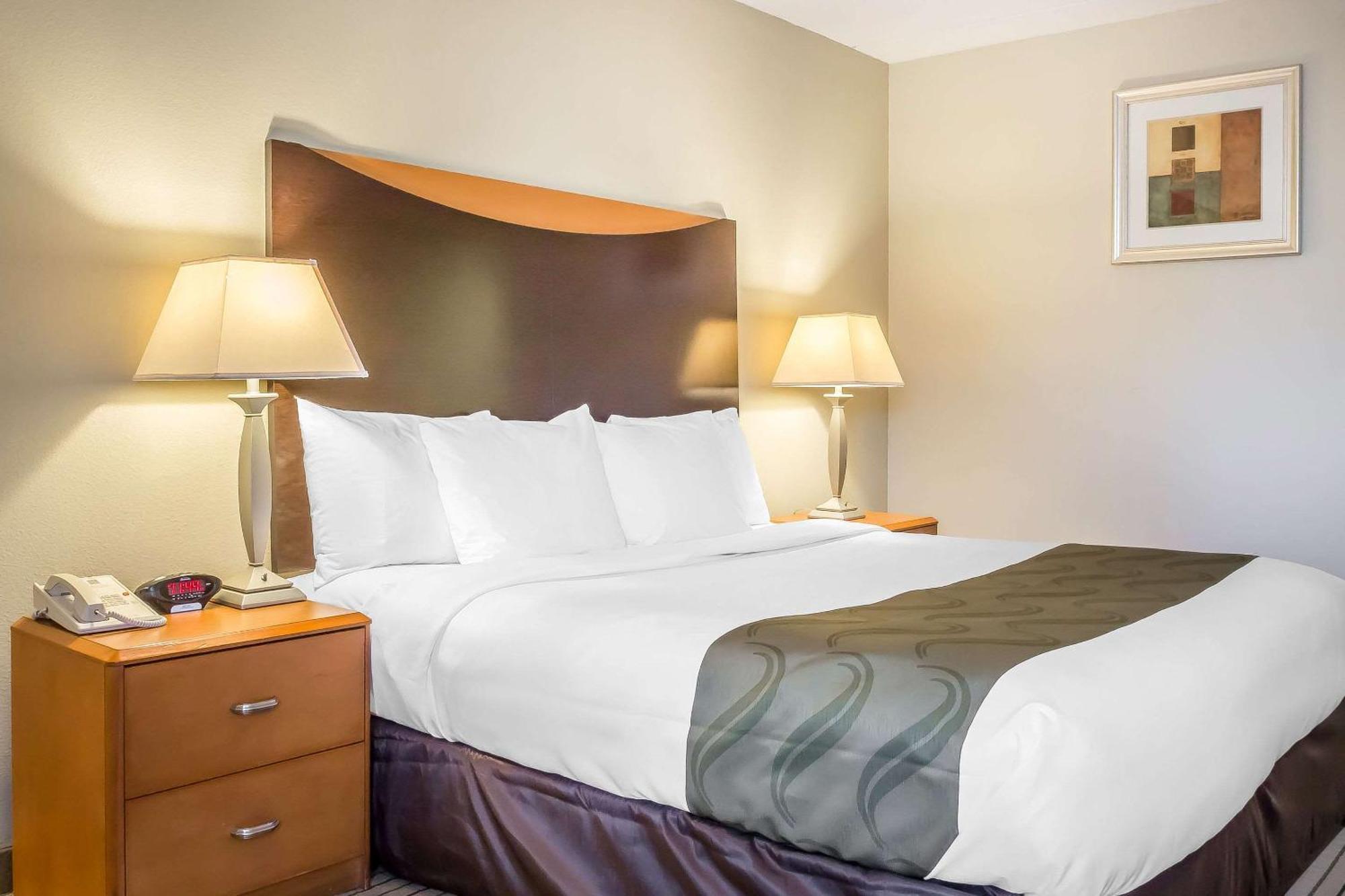 Quality Inn Spring Valley - Nanuet Zewnętrze zdjęcie