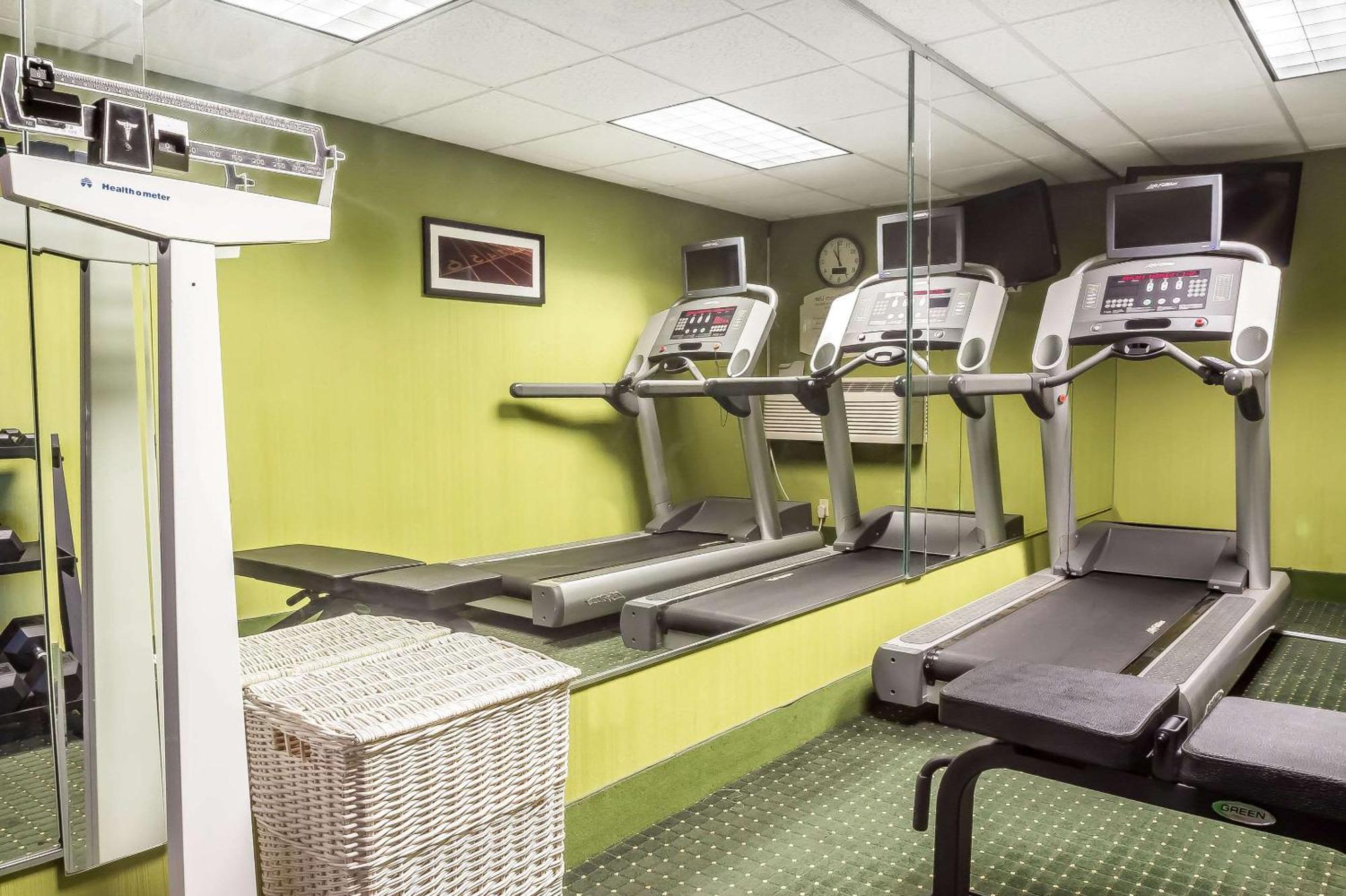 Quality Inn Spring Valley - Nanuet Zewnętrze zdjęcie