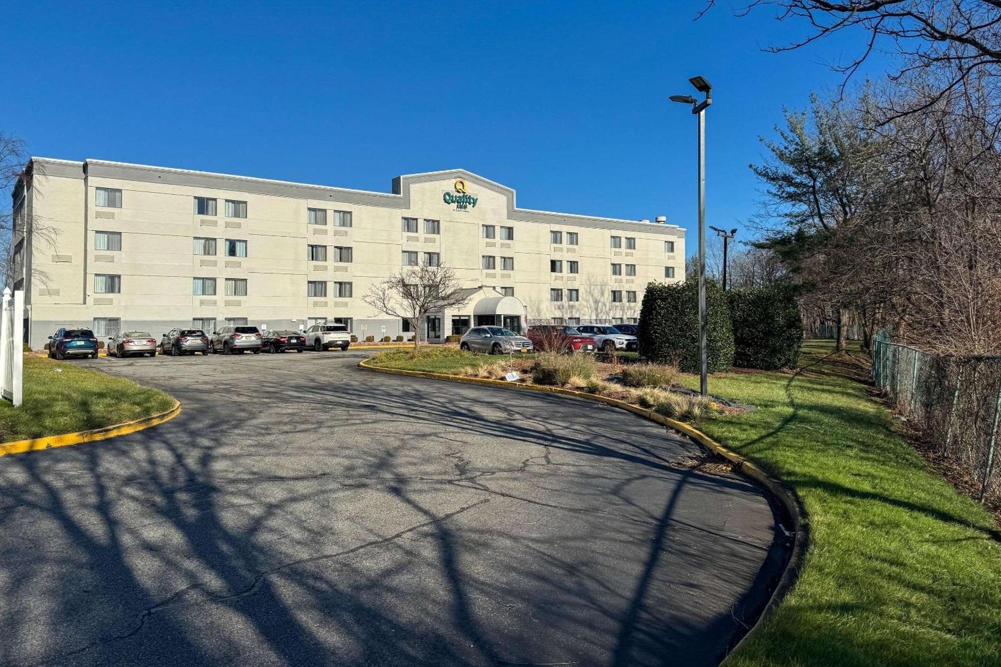 Quality Inn Spring Valley - Nanuet Zewnętrze zdjęcie
